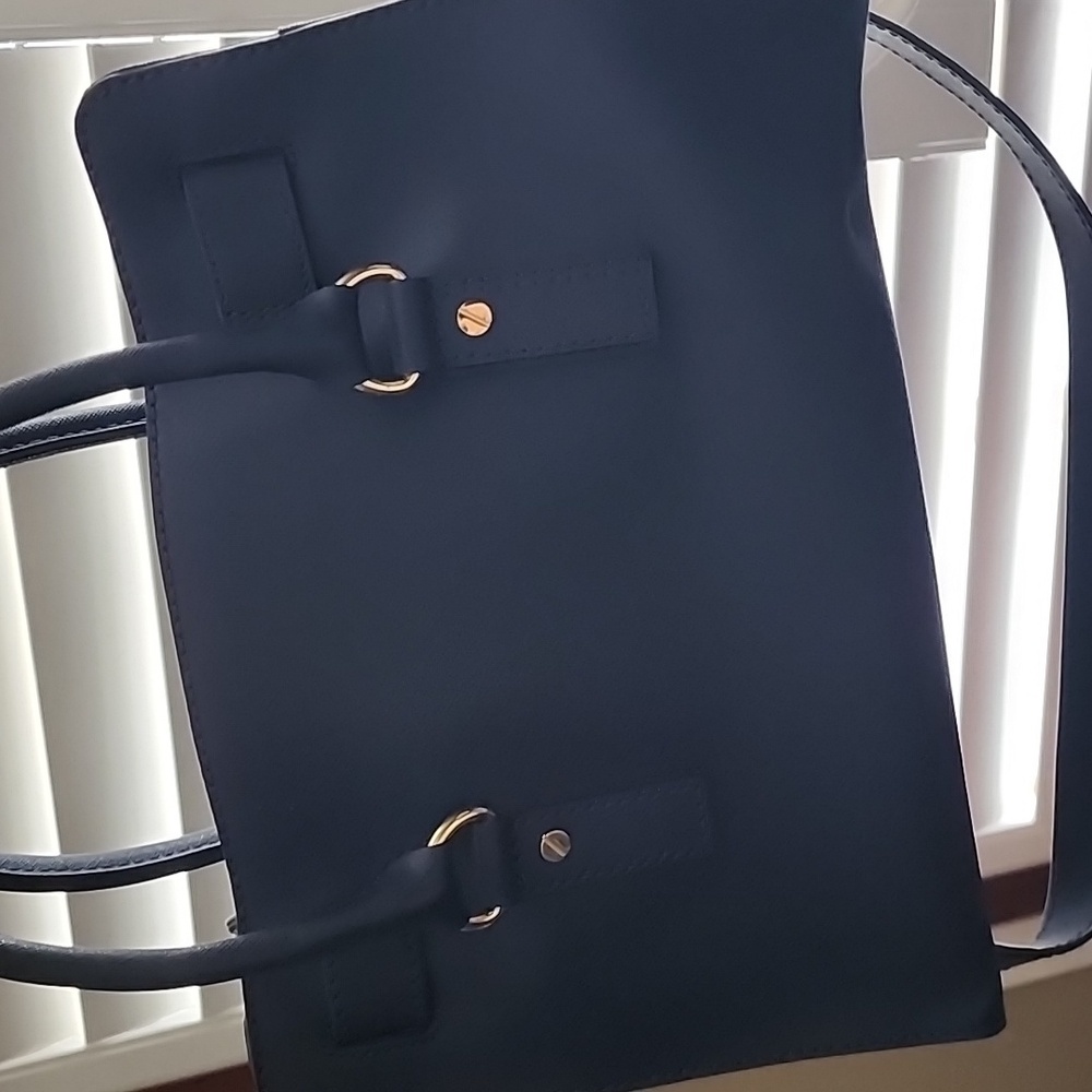 Michael Kors Bag - Picture 3 of 4